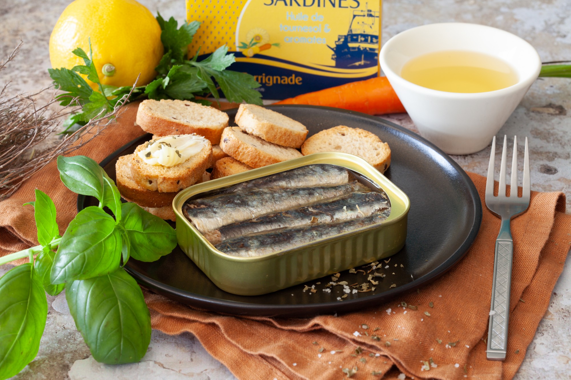 Sardines à l'huile de tournesol et aux aromates - Lou Ferrignade - 115 g